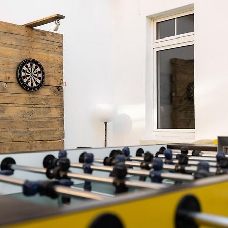 230 M2 Loft Mit Eigenem Wintergarten Mit Tischtennis & Dart, Kostenloser Parkplatz Erfurt Extérieur photo