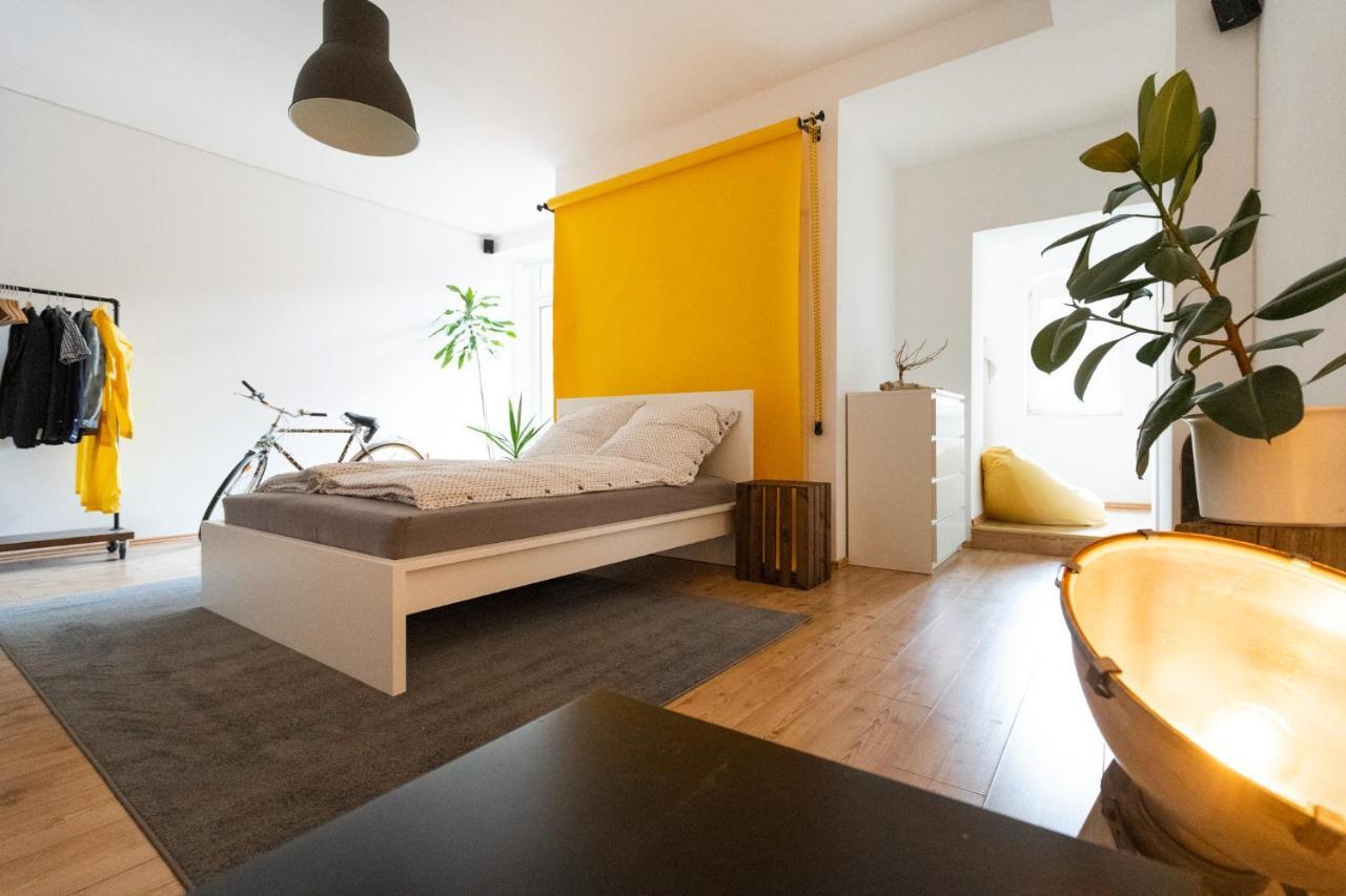 230 M2 Loft Mit Eigenem Wintergarten Mit Tischtennis & Dart, Kostenloser Parkplatz Erfurt Extérieur photo
