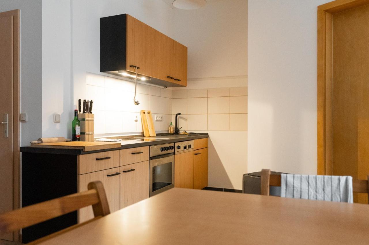 230 M2 Loft Mit Eigenem Wintergarten Mit Tischtennis & Dart, Kostenloser Parkplatz Erfurt Extérieur photo