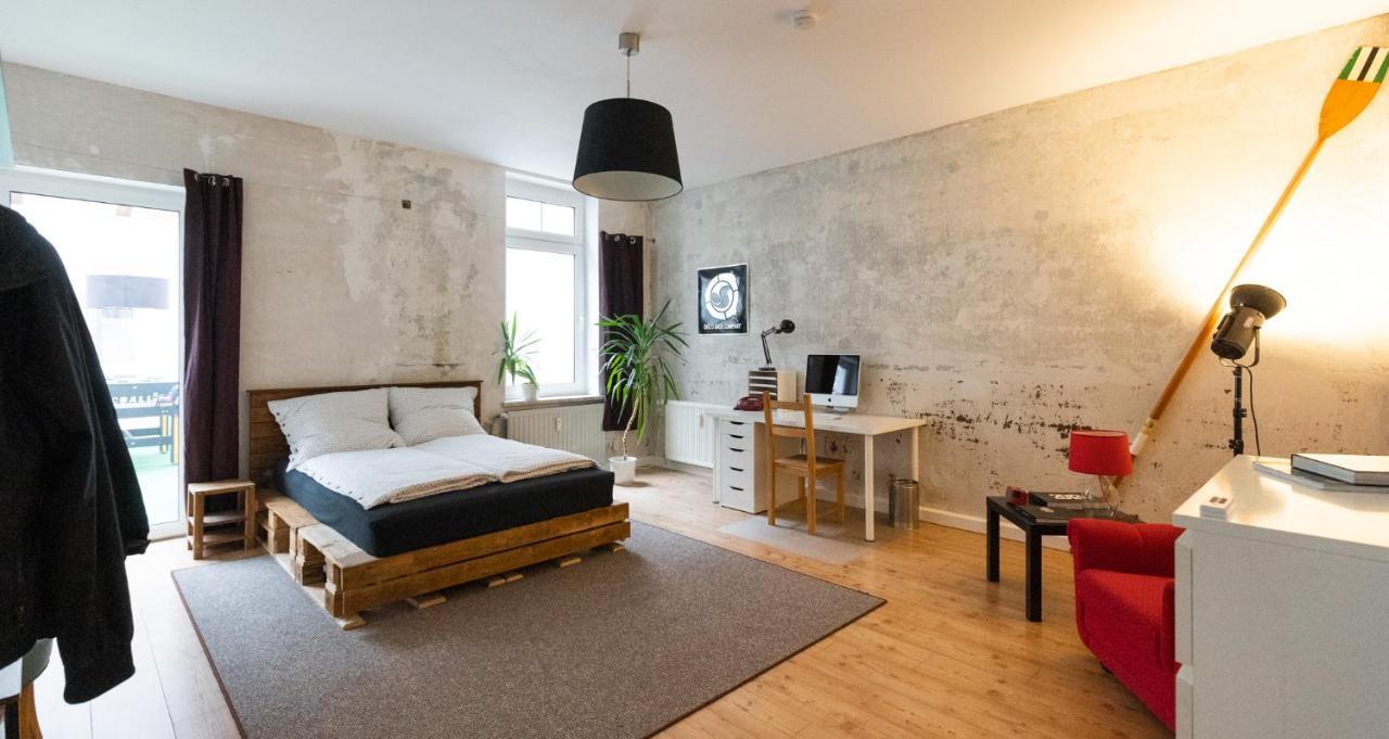 230 M2 Loft Mit Eigenem Wintergarten Mit Tischtennis & Dart, Kostenloser Parkplatz Erfurt Extérieur photo