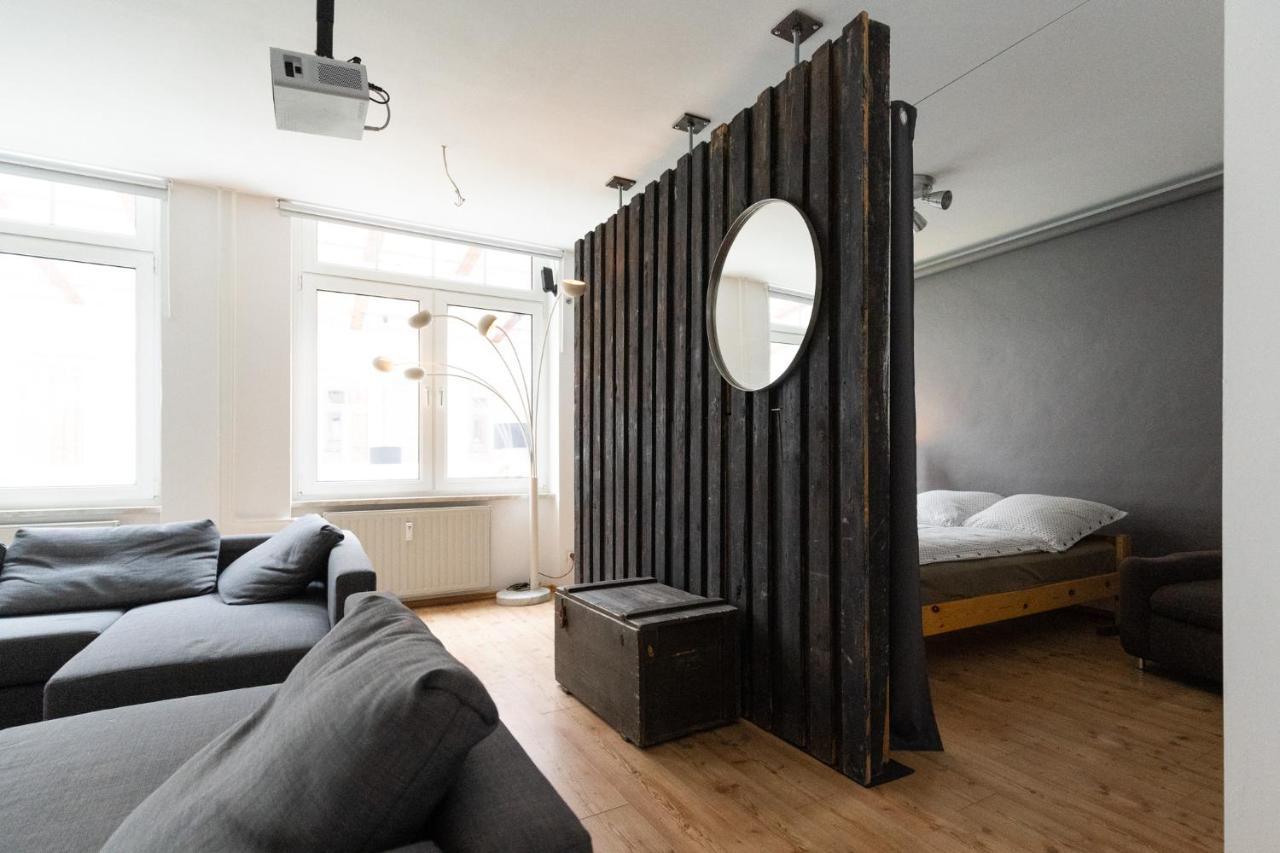 230 M2 Loft Mit Eigenem Wintergarten Mit Tischtennis & Dart, Kostenloser Parkplatz Erfurt Extérieur photo