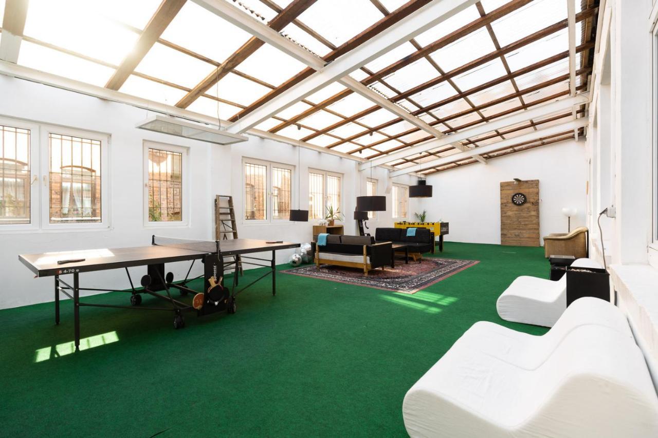 230 M2 Loft Mit Eigenem Wintergarten Mit Tischtennis & Dart, Kostenloser Parkplatz Erfurt Extérieur photo