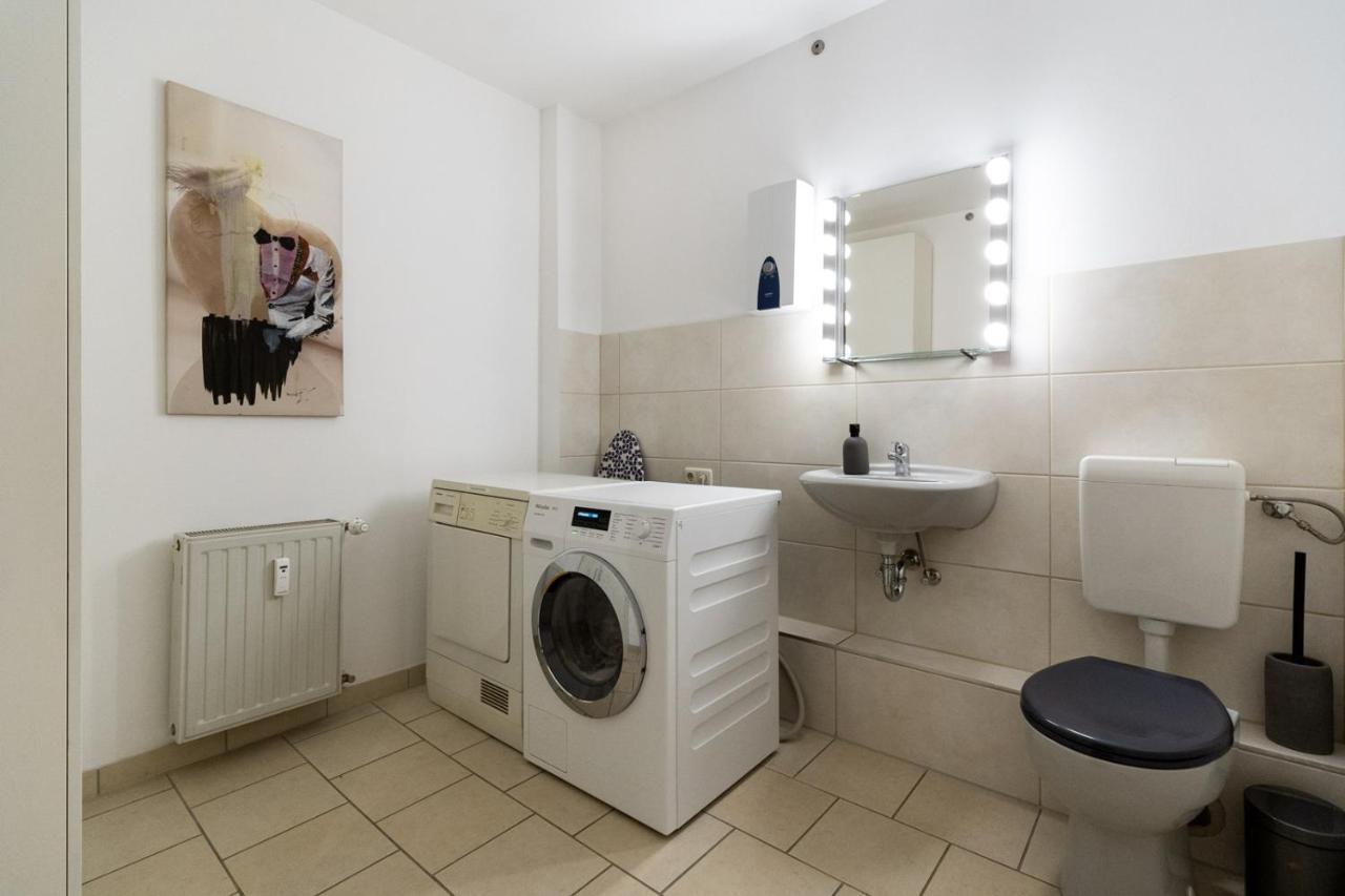 230 M2 Loft Mit Eigenem Wintergarten Mit Tischtennis & Dart, Kostenloser Parkplatz Erfurt Extérieur photo